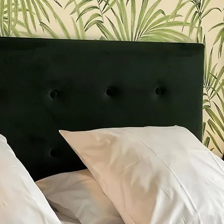 Logis Du Maine Hotel 3*