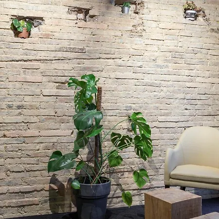 Logis Du Maine 3* Лаваль