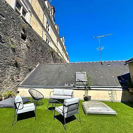 Hotel Logis Du Maine Laval (Mayenne)